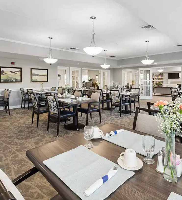 Smith Farms Senior Living Dinning Room